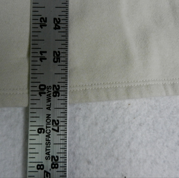 Disney Winnie the Pooh Sweatshirt Womens Ivory Terry Cloth Logo Size Large - Picture 6 of 7